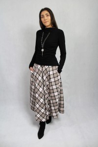 Rozkloszowana, długa spódnica w kratę - Lisa 