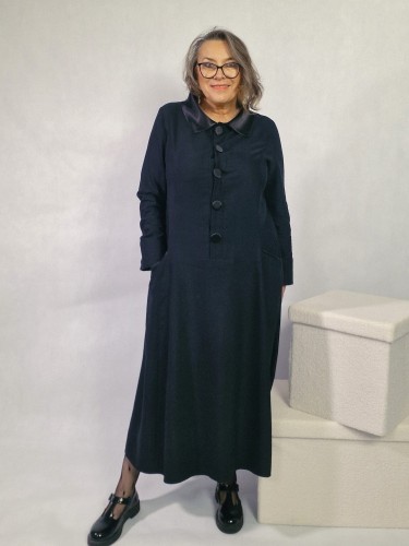 Sukienka - czarna, midi, tencel, elegancka_artmotyw