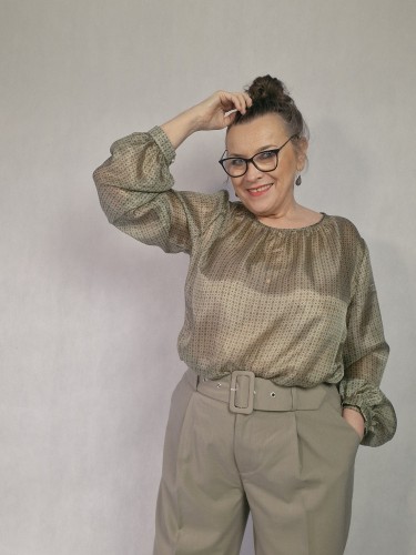 Jedwabna bluzka - bluzka z jedwabiu z długim rękawem - elegancka bluzka - bluzka z cienkiego jedwabiu - zielona bluzka - artmotyw
