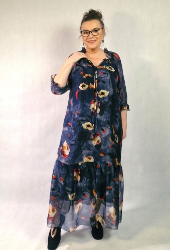 Romantyczna, zwiewna sukienka maxi z jedwabiu - projekt Art Motyw